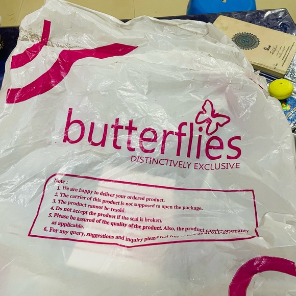 Brand new butterflies bag - Picture 12 of 13